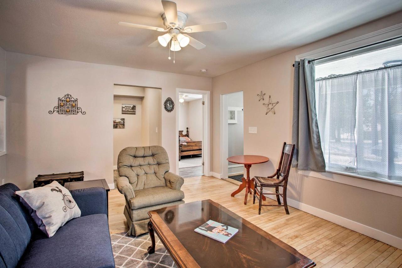 Family-Friendly Menomonie Retreat Walk To Town! Apartamento Exterior foto
